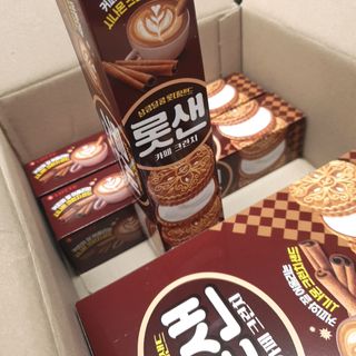 롯데제과 롯샌 카페크런치 — 5점을 준 리뷰어가 2021년 10월 올린 사용 사진