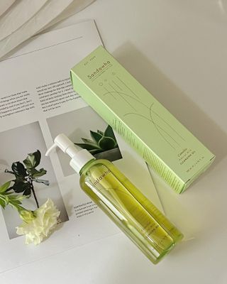 스킨큐어 산다화 순한 클렌징 동백 오일 200ml — 5점을 준 리뷰어가 2023년 4월 올린 사용 사진