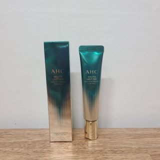 [NEW 탄력유턴 아이크림] AHC 유스 래스팅 리얼 아이크림 포 페이스 — 5점을 준 리뷰어가 2021년 3월 올린 사용 사진