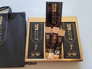 헬스업_천명진프리미엄홍삼스틱_10ml x 30포 — 5점을 준 리뷰어가 2021년 2월 올린 사용 사진