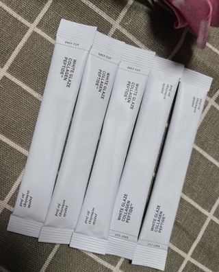 닥터윤 더마스킨 화이트 글레이즈 저분자 피쉬콜라겐 펩타이드 — 5점을 준 리뷰어가 2022년 8월 올린 사용 사진