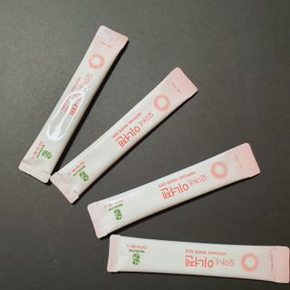 [모마네] 이너뷰티 히알루론산 비오틴 코큐텐 저분자피쉬콜라겐 - 3 g 30포 ★석류맛 — 4.5점을 준 리뷰어가 2021년 12월 올린 사용 사진