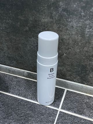 블룸비 거품 두피 샴푸 — 5점을 준 리뷰어가 2022년 7월 올린 사용 사진