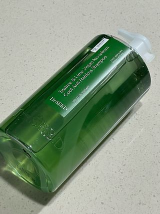 닥터시드 티트리 앤 라임 비건 지성케어 쿨 탈모 샴푸 (1000ml) — 5점을 준 리뷰어가 2023년 12월 올린 사용 사진