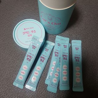 페페로니 잘 먹는 캣츄 - 원양선 참치 24개입 — 4.5점을 준 리뷰어가 2021년 8월 올린 사용 사진
