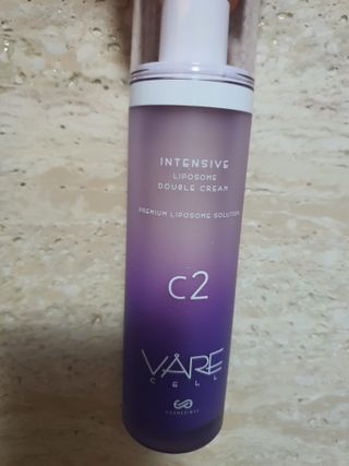 바르셀 주름개선 리프팅 영양크림 인텐시브 리포좀 더블크림-C2 50ml — 3점을 준 리뷰어가 2021년 11월 올린 사용 사진