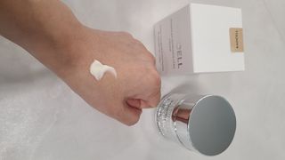 소담스퀘어 상암 라디셀 인텐시브 큐어 크림 50ml — 3.5점을 준 리뷰어가 2022년 11월 올린 사용 사진