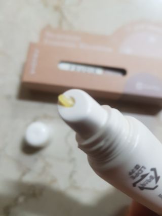 [후르디아] 올리브영 착한보습 비건 립버터 2종 — 5점을 준 리뷰어가 2021년 12월 올린 사용 사진