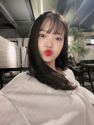 아이즘 컬러 콘택트렌즈 — 5점을 준 리뷰어가 2022년 7월 올린 사용 사진