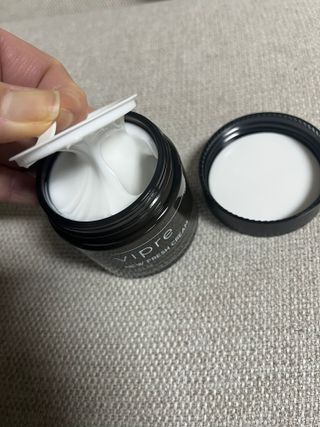 비프리코스메틱 뉴 프레쉬 크림 80ml — 5점을 준 리뷰어가 2023년 2월 올린 사용 사진