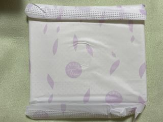 나무드 [데이위드] 국내생산 생리대 가벼운 초 슬림핏 프레쉬 씬 순면커버 생리대 10개입X1팩 — 5점을 준 리뷰어가 2021년 10월 올린 사용 사진