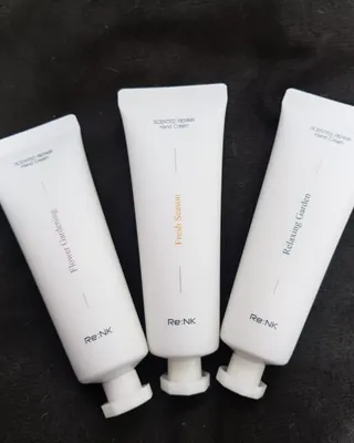 리엔케이 센티드 리페어 핸드크림 SET - 3 fragrance — 5점을 준 리뷰어가 2022년 11월 올린 사용 사진