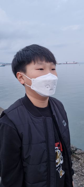 [숨그림]  덴탈마스크 짱구 우리아이 그리고 내가 쓰는 믿을수있는 케릭터 마스크  16종 — 5점을 준 리뷰어가 2021년 11월 올린 사용 사진