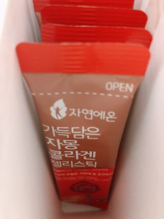 자연에온 가득담은 자몽 콜라겐 젤리스틱 2BOX — 5점을 준 리뷰어가 2020년 12월 올린 사용 사진