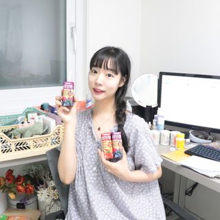 [롯데칠성] 야채듬뿍 더'진한 [롯데칠성] 야채는 이제 COLORFULL! 야채듬뿍  더 진한 레드 4개 +퍼플 4개 (총 8개) — 5점을 준 리뷰어가 2023년 6월 올린 사용 사진
