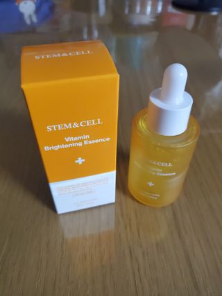 체르엠 스템앤셀 비타민 브라이트닝 에센스 30ml 1개 — 5점을 준 리뷰어가 2021년 12월 올린 사용 사진