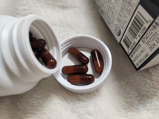 프리마인 홍삼의 강력한 에너지, 이제는 흡수율을 높인 최첨단 캡슐로 간편하게 초고속 충전하세요. — 5점을 준 리뷰어가 2022년 6월 올린 사용 사진