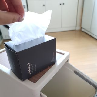 창신리빙 [프랑코 스마트 슬림 휴지통] 똑똑한 정리 수납 — 5점을 준 리뷰어가 2021년 8월 올린 사용 사진
