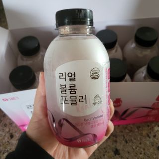 래디 리얼볼륨포뮬러 1박스(8개입) — 5점을 준 리뷰어가 2022년 3월 올린 사용 사진