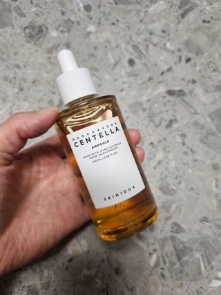 [스킨1004] 마다가스카르 센텔라 앰플 100ml — 5점을 준 리뷰어가 2024년 6월 올린 사용 사진