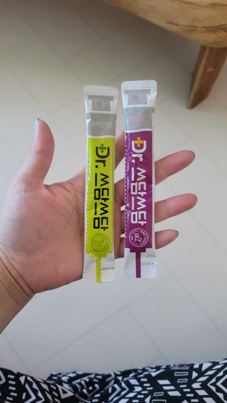 안심댕면 강아지라면 5봉지+쓰담쓰담 종합영양제 2스틱 샘플 증정 — 5점을 준 리뷰어가 2022년 8월 올린 사용 사진