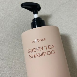 프리마인 더이상 뻣뻣하고 효과없는 탈모샴푸는 NO. 근본부터 케어하는 셀베이스 그린티샴푸(500ml) — 4.5점을 준 리뷰어가 2023년 1월 올린 사용 사진