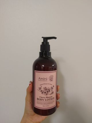 아미니 플라워테라피 바디로션  500ml 시리즈 — 5점을 준 리뷰어가 2021년 1월 올린 사용 사진
