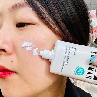 부쉬맨 워터프루프 프로 선크림 50g SPF50+ PA++++ — 5점을 준 리뷰어가 2023년 5월 올린 사용 사진