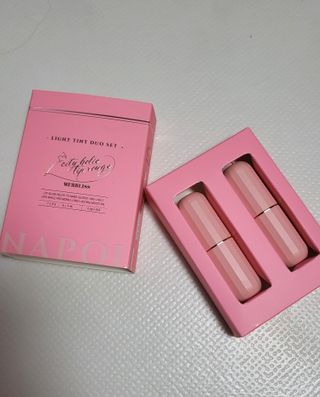 [멀블리스데일리] 멀블리스 시티홀릭 라이트 틴트 듀오세트 3color 중 1종 랜덤발송 — 5점을 준 리뷰어가 2022년 12월 올린 사용 사진