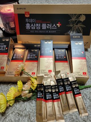서울약사신협_투데이홍삼정플러스스틱_10g x 60포 — 5점을 준 리뷰어가 2021년 7월 올린 사용 사진