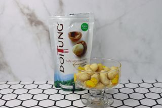 도이퉁 마카다미아 넛 90g  로얄 마카넛 오리지널 쏠트 허니 — 5점을 준 리뷰어가 2021년 3월 올린 사용 사진
