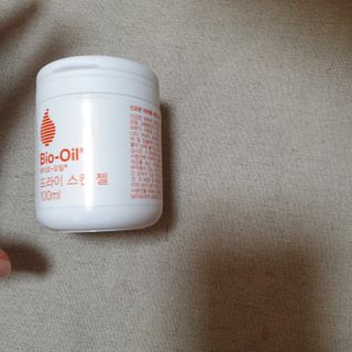 바이오오일 [바이오-오일] 드라이 스킨 젤 100ml — 5점을 준 리뷰어가 2021년 10월 올린 사용 사진