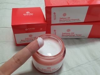 아이앤립 / EYENLIP 아이앤립 연어오일 리바이탈라이징 토너+앰플+크림 3종 세트 — 5점을 준 리뷰어가 2021년 5월 올린 사용 사진