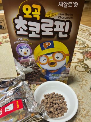 씨알푸드 뽀로로 시리얼 3종 — 3점을 준 리뷰어가 2022년 2월 올린 사용 사진