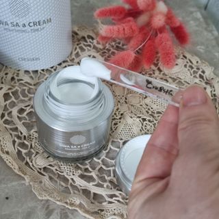 CRE8SKIN(크리에이트스킨) 화사한크림 — 5점을 준 리뷰어가 2022년 3월 올린 사용 사진