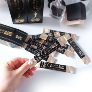 헬스업_천명진프리미엄홍삼스틱_10ml x 30포 — 4.5점을 준 리뷰어가 2021년 1월 올린 사용 사진