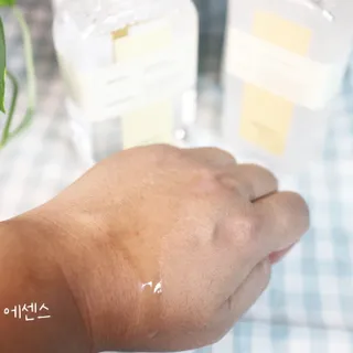 [녹산] 비건 대나무 밸런싱 수분 토너 + 비건 바이오 비타 에센스 — 5점을 준 리뷰어가 2022년 10월 올린 사용 사진