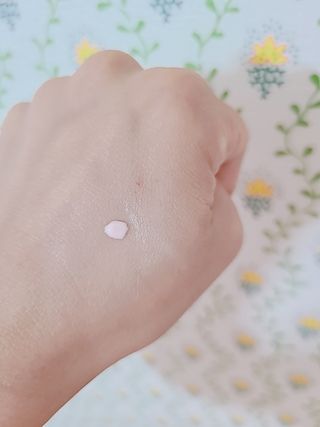 [아이쁨] 무궁화 물든 동백톤업크림 50ml. — 5점을 준 리뷰어가 2021년 8월 올린 사용 사진