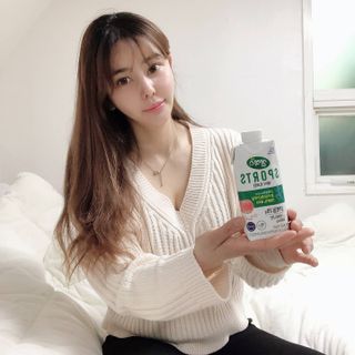 셀렉스스포츠 셀렉스 스포츠 웨이 프로틴 복숭아_ 330ml x 12팩 — 4.5점을 준 리뷰어가 2021년 3월 올린 사용 사진