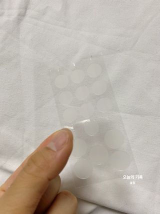 세뚜아(Cettua) 세뚜아 스팟 클리어 듀얼 패치 Cettua Spot Clear Dual Patch — 5점을 준 리뷰어가 2023년 8월 올린 사용 사진