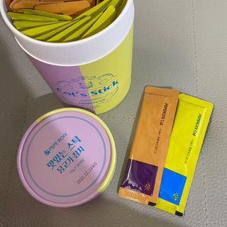 페페로니 맛있는 스틱 - 무항생제 닭고기 15개 + 원양선 참치 15개 — 4점을 준 리뷰어가 2021년 8월 올린 사용 사진