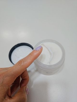 비엔디 2NOW[한글]]BnD 바디 미백 겨드랑이 크림 — 5점을 준 리뷰어가 2025년 3월 올린 사용 사진