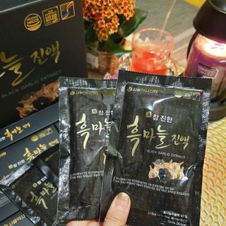 서울약사신협 약사신협_흑마늘진액_70mlx30포 — 5점을 준 리뷰어가 2021년 4월 올린 사용 사진