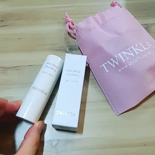 트윙클라 안티멜라 수딩 워터밤 — 5점을 준 리뷰어가 2022년 6월 올린 사용 사진