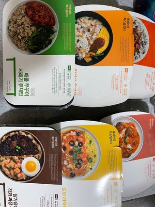 직탁 식단관리 3종 도시락 (두부 라자냐 라구빠에야, 두부로제 미트볼파스타, 닭탕수 직화 짜장 두부면) — 5점을 준 리뷰어가 2022년 6월 올린 사용 사진