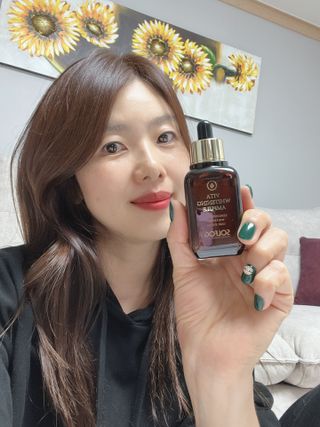 소담스퀘어 상암 솔포그 비타민 화이트닝 앰플 50ml 안티에이징 항산화 가미 잡티 트러블 세라마이드 — 5점을 준 리뷰어가 2022년 11월 올린 사용 사진