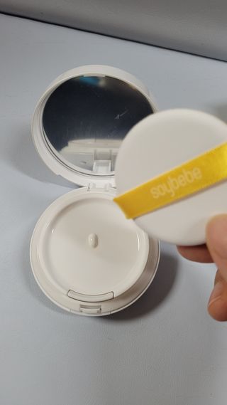 소이베베X신비아파트 모이스쳐 선팩트 SPF50+ PA+++ — 5점을 준 리뷰어가 2023년 4월 올린 사용 사진