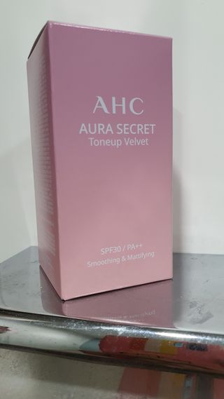 AHC 아우라 시크릿 톤업 벨벳 — 5점을 준 리뷰어가 2021년 4월 올린 사용 사진