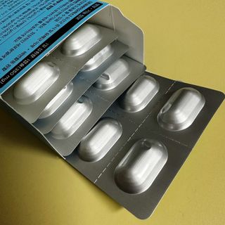 [지셀라] 프로바이오틱스 100억 유산균 보장 (1개월분 / 350mg X 30캡슐) — 5점을 준 리뷰어가 2023년 5월 올린 사용 사진