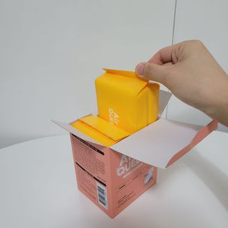 에어퀸 뉴브레스 유기농 생리대 4종 (팬티라이너 20P + 중형 10P + 대형 10P + 오버나이트 8P)_체험단 2차 — 5점을 준 리뷰어가 2024년 11월 올린 사용 사진